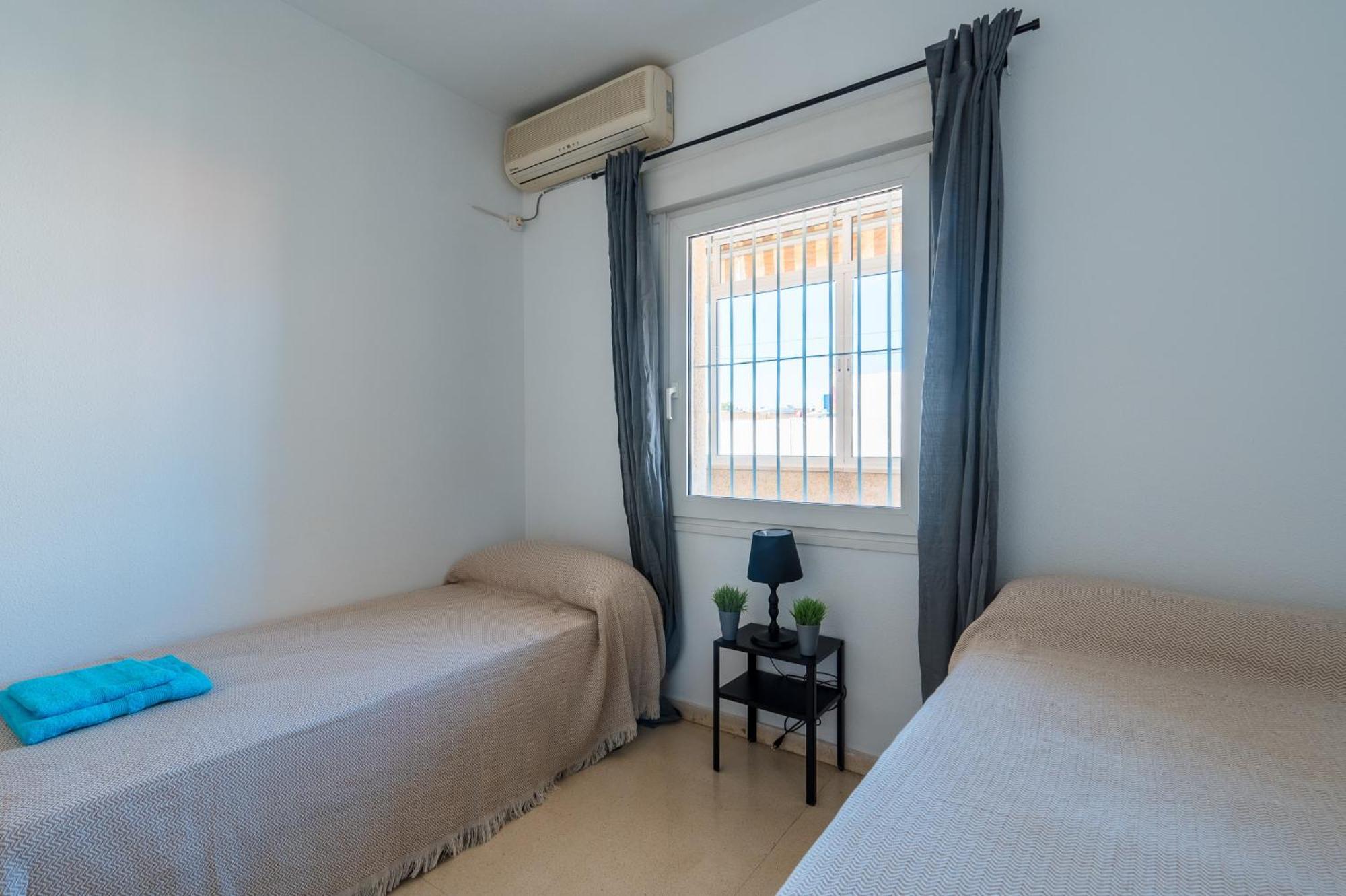 Piso Familiar Virgen Del Rocio Apartman Sevilla Kültér fotó
