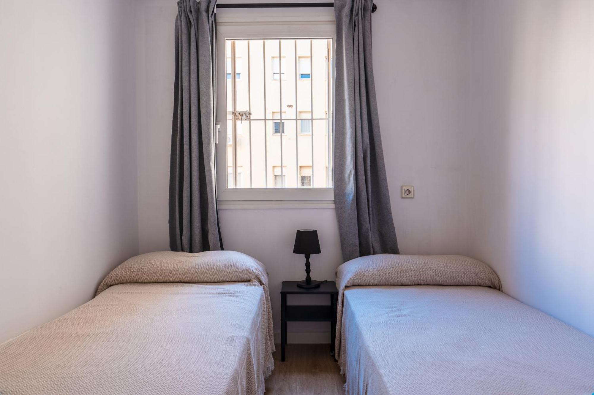 Piso Familiar Virgen Del Rocio Apartman Sevilla Kültér fotó