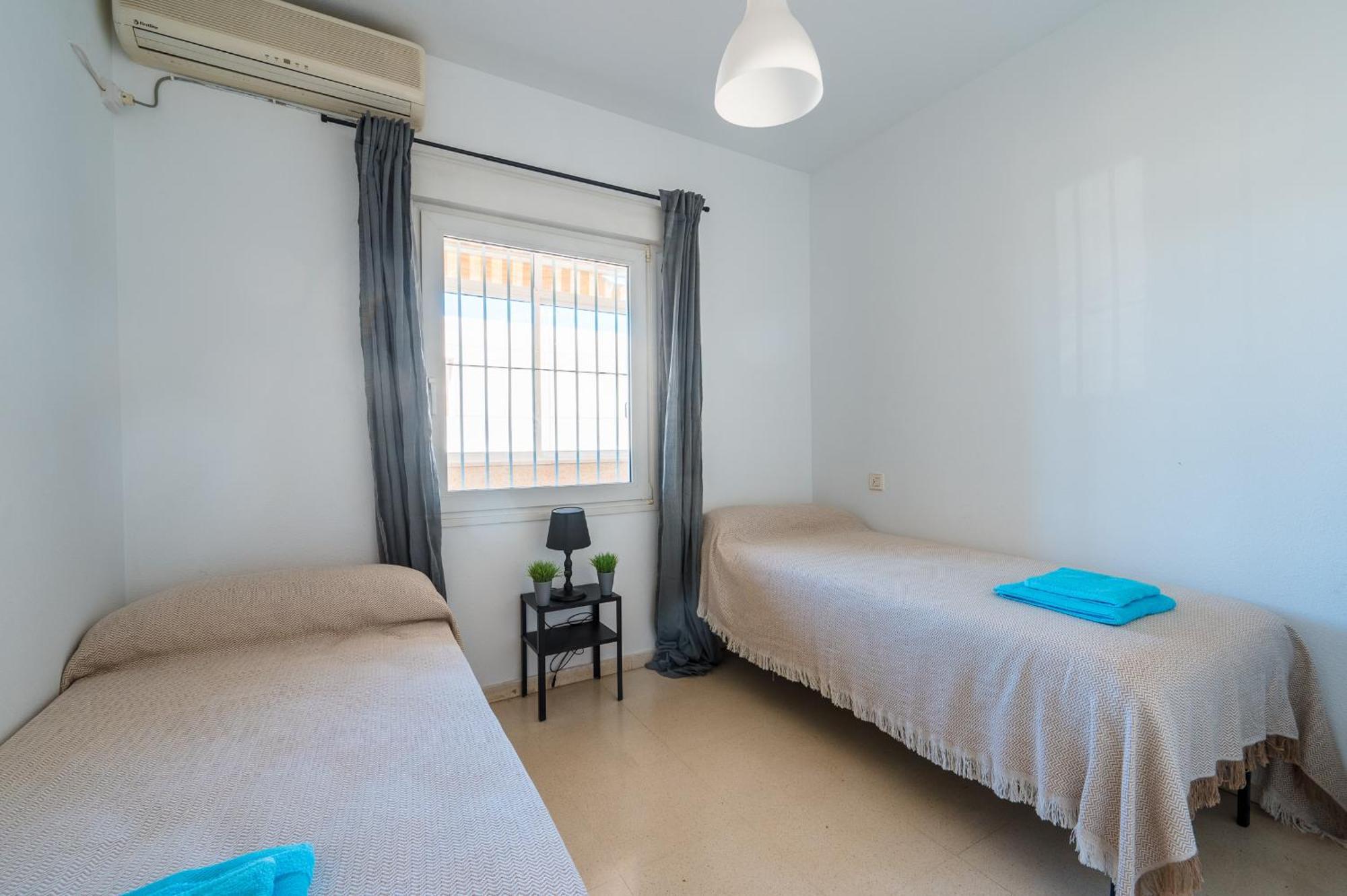 Piso Familiar Virgen Del Rocio Apartman Sevilla Kültér fotó