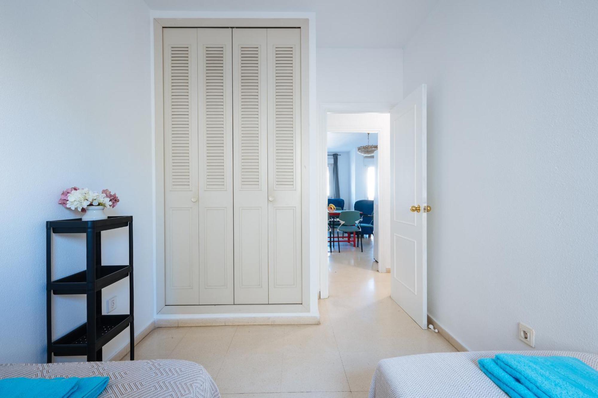 Piso Familiar Virgen Del Rocio Apartman Sevilla Kültér fotó