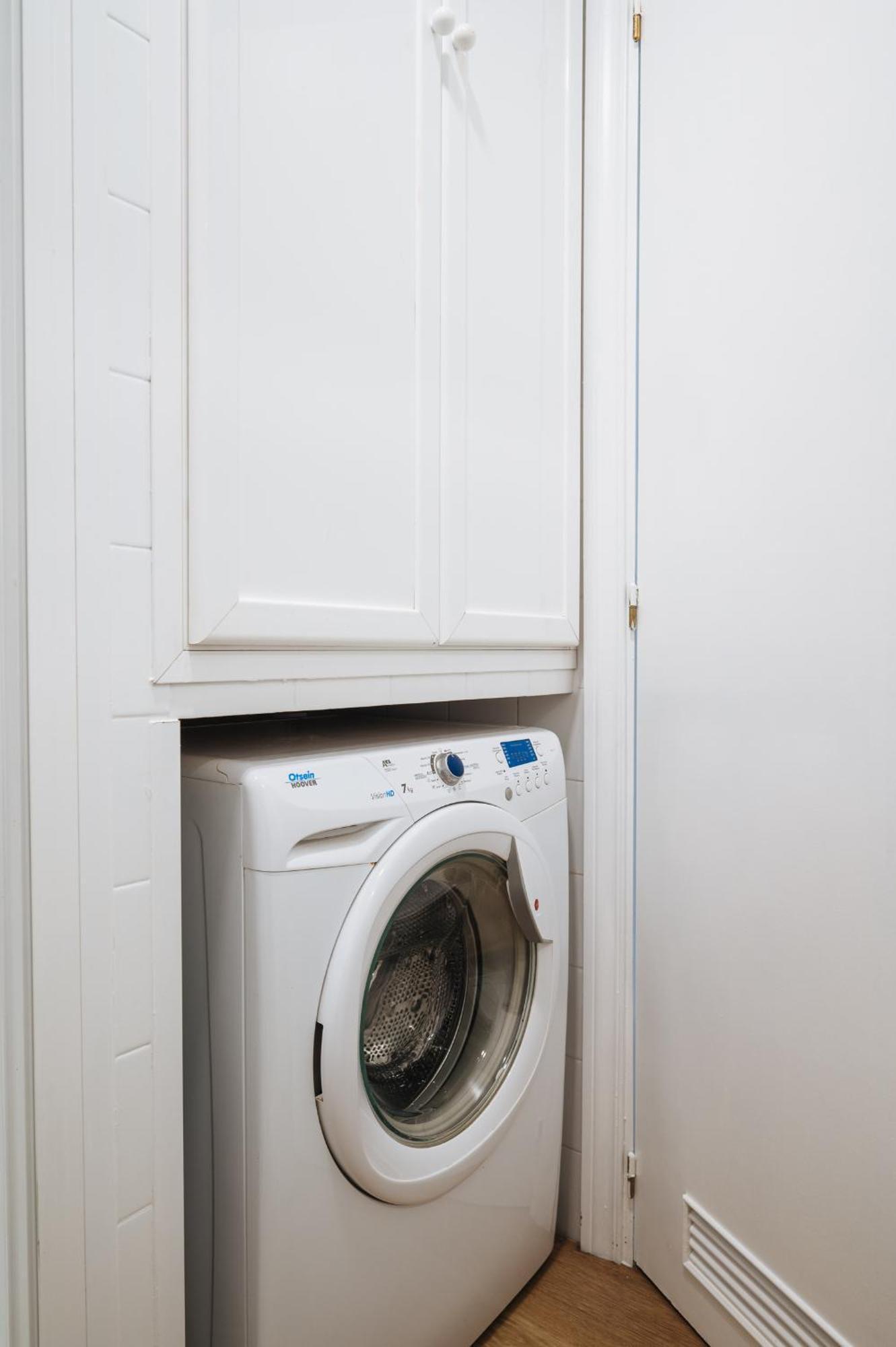 Piso Familiar Virgen Del Rocio Apartman Sevilla Kültér fotó